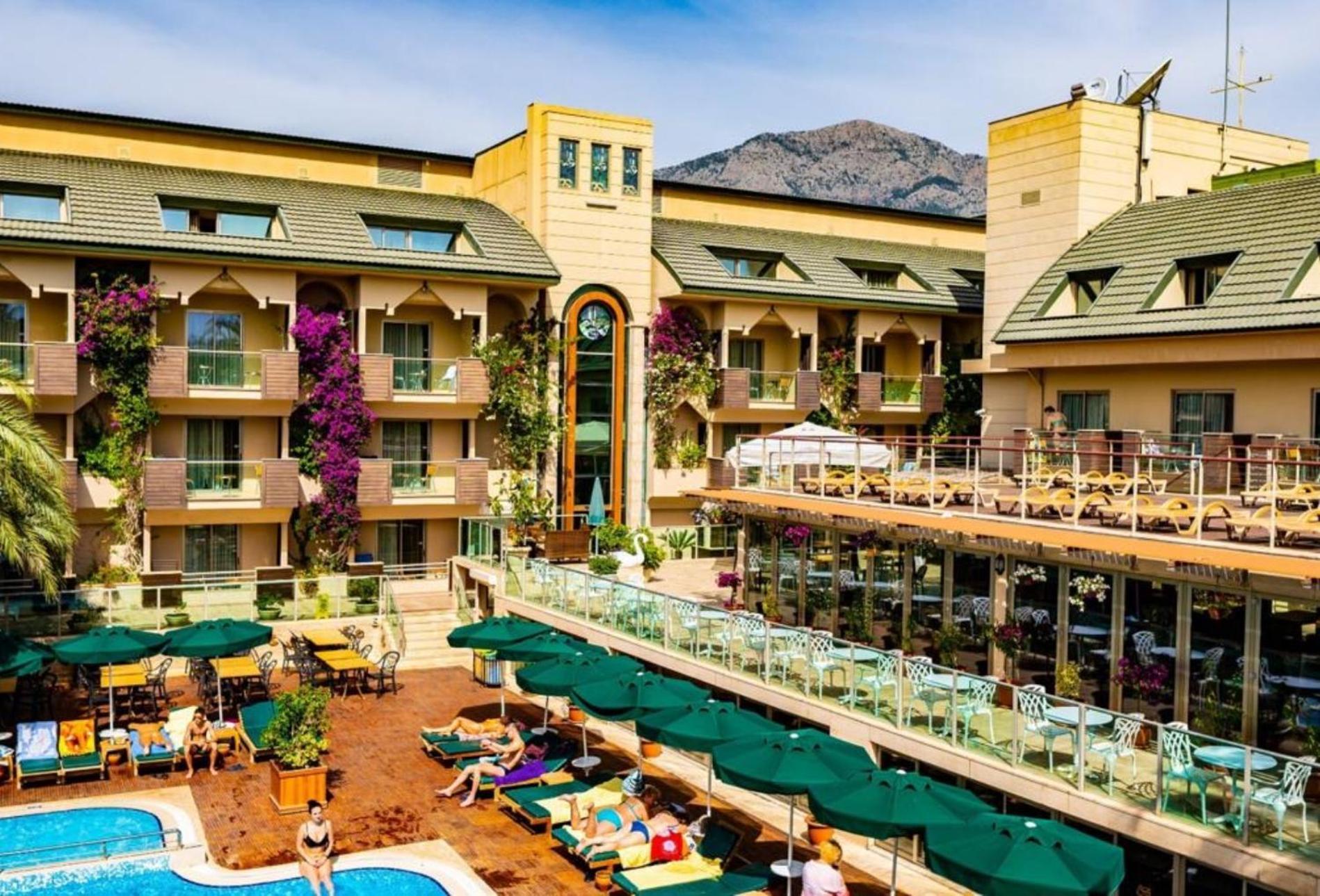 Ambassador Hotel & Spa 안탈리아 외부 사진