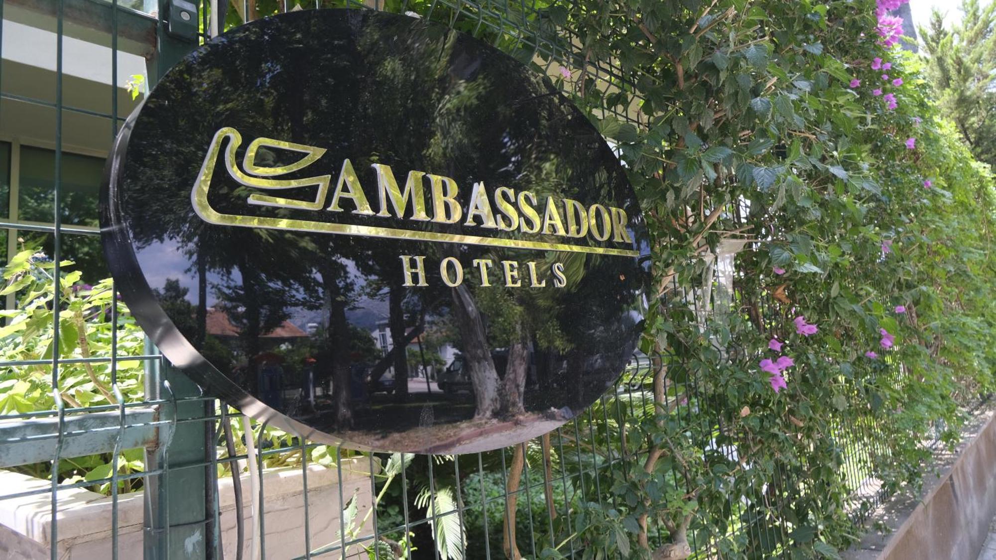 Ambassador Hotel & Spa 안탈리아 외부 사진
