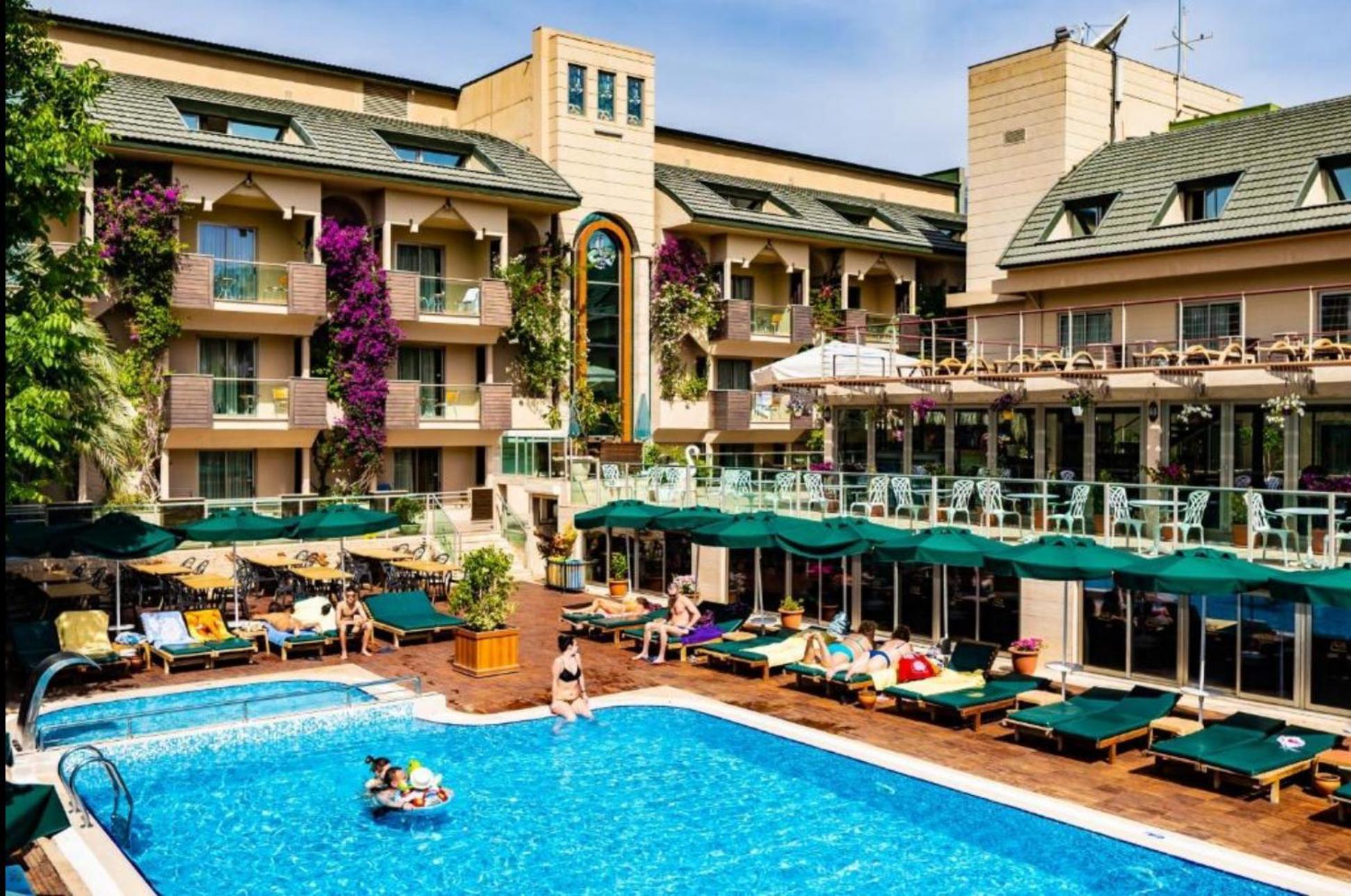 Ambassador Hotel & Spa 안탈리아 외부 사진