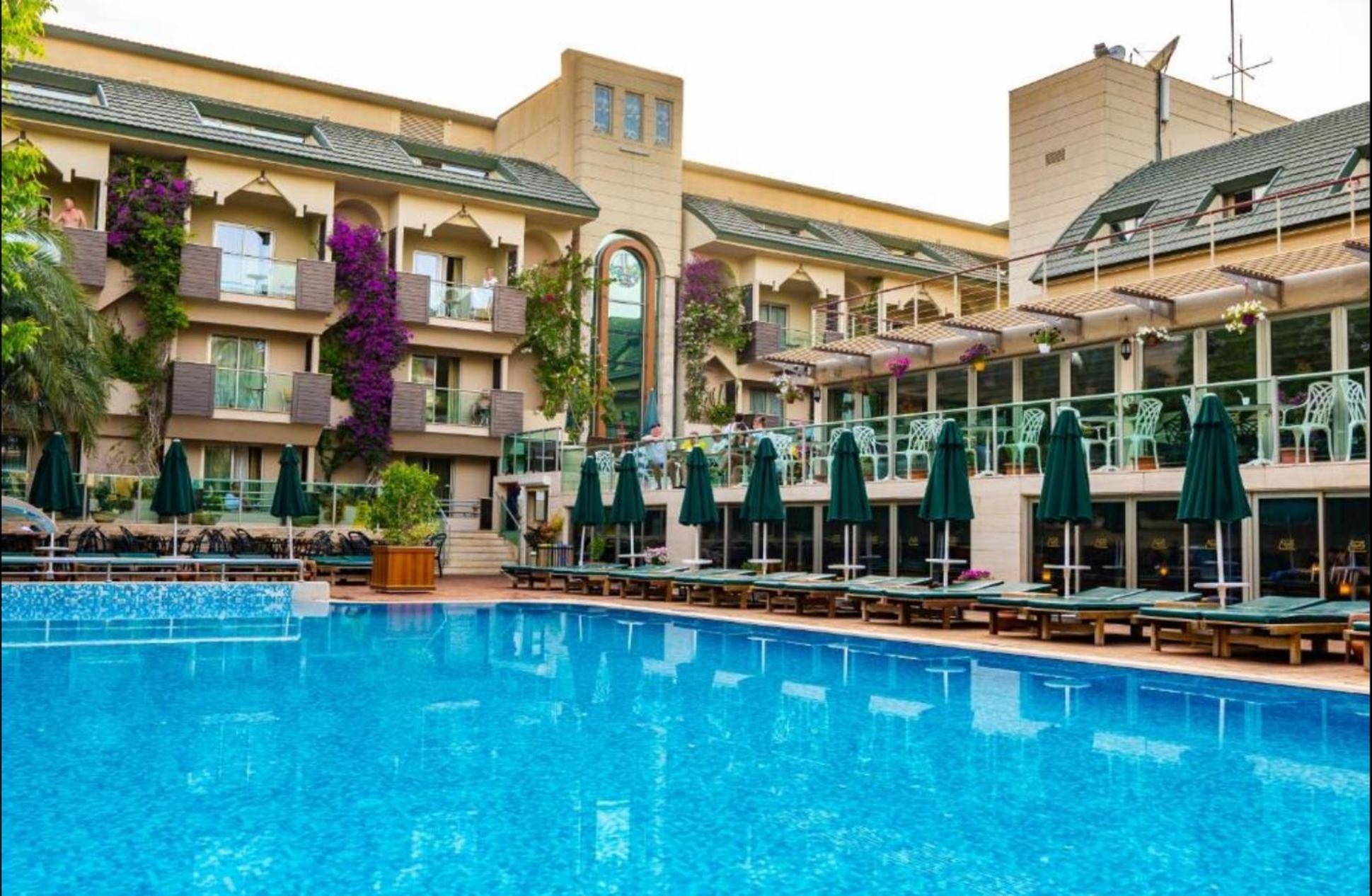 Ambassador Hotel & Spa 안탈리아 외부 사진