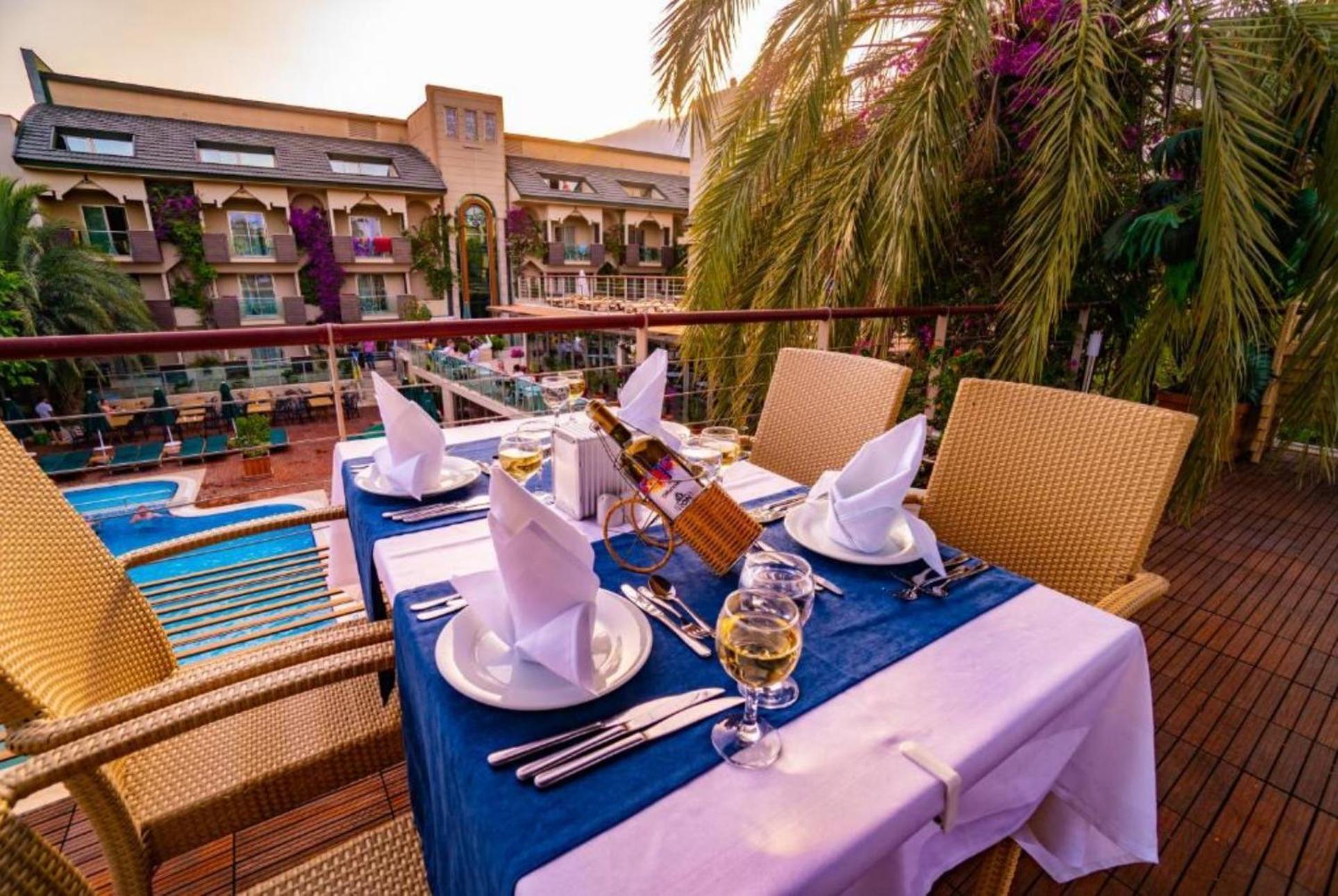 Ambassador Hotel & Spa 안탈리아 외부 사진